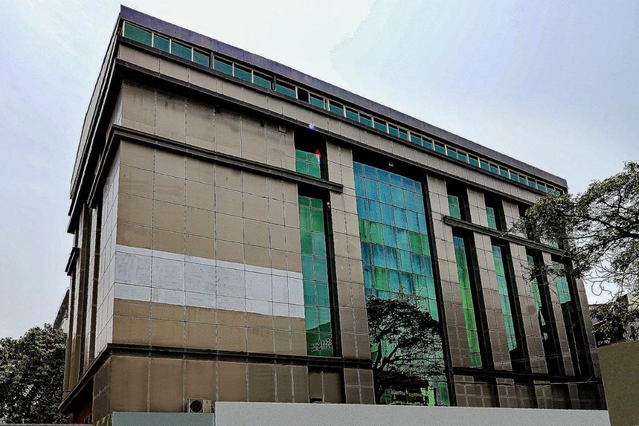 Capital O Hotel Central Park Near Birla Mandir Hyderabad Exterior photo